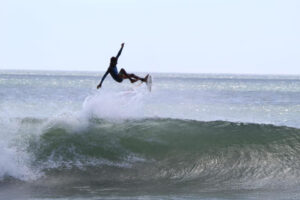 Camping-Luna-Jeferson-Surf-Photo-11